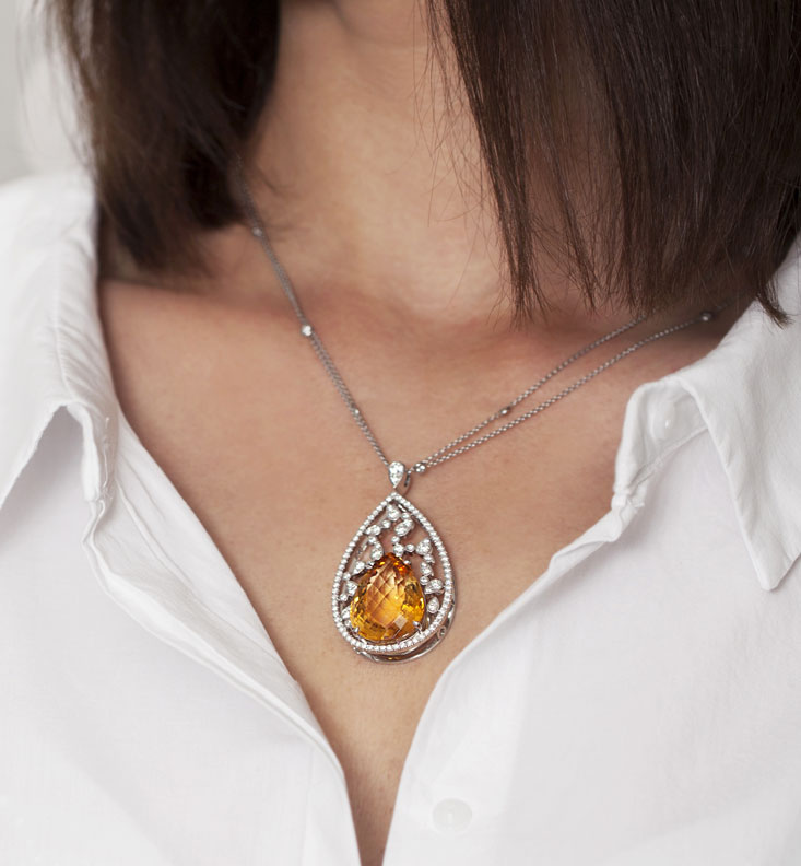 Collier en saphir